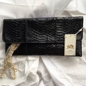 Urban Expressions black alligator print clutch